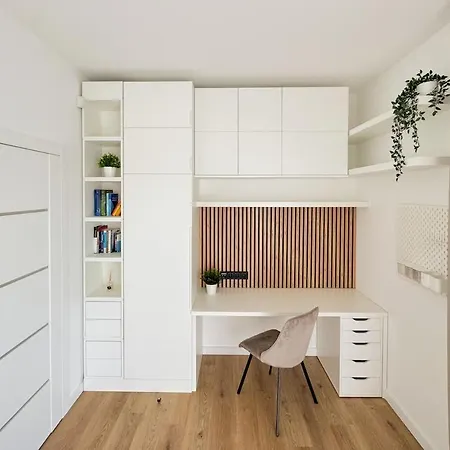 With Private Yard In Zaliakalnis Apartment Kaunas