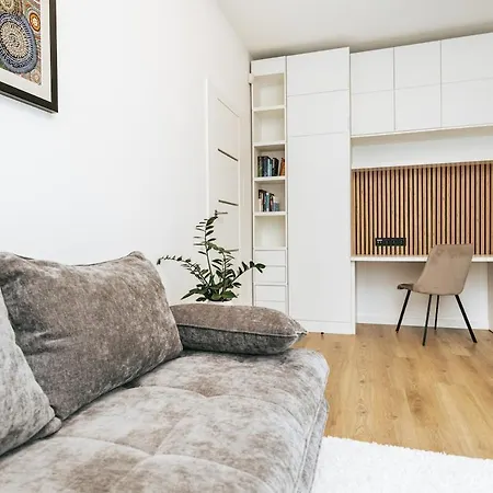 Modern Cosy W Views & Workspace * Kaunas